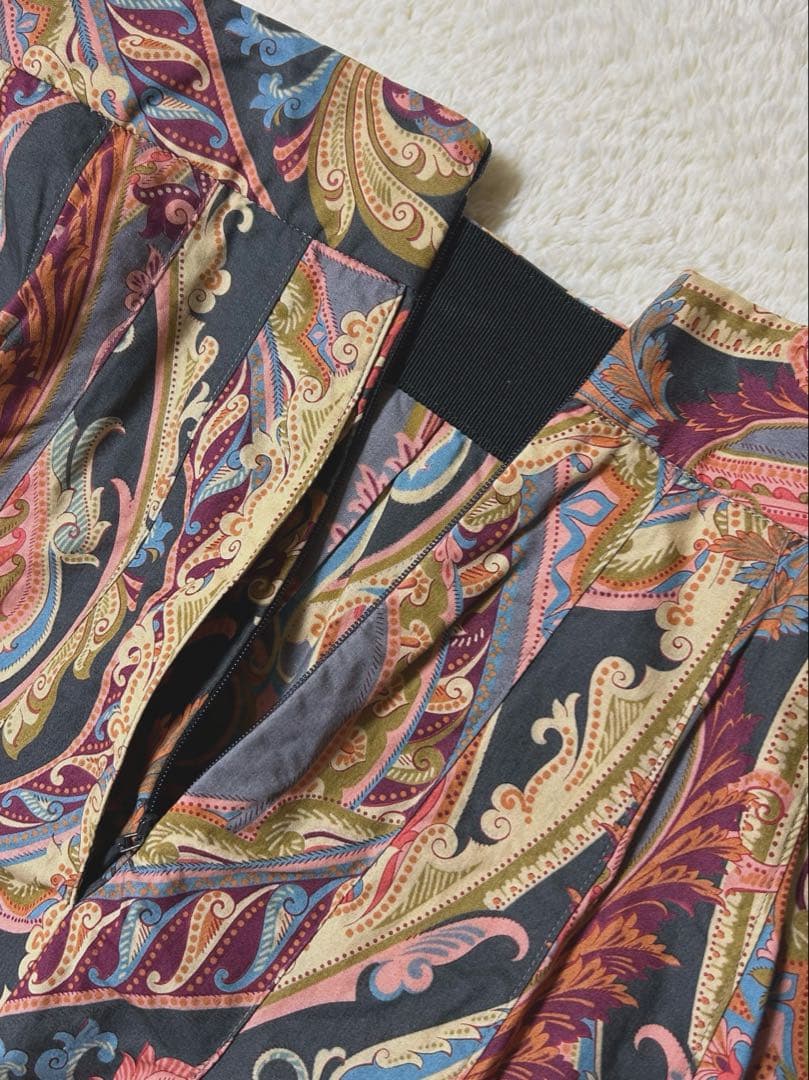 お値下げしました！マーガレットハウエル ペイズリー柄 プリーツスカート サイズⅡ