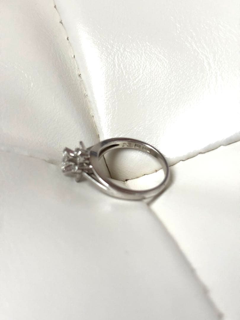 プラチナ　ダイヤモンドリング