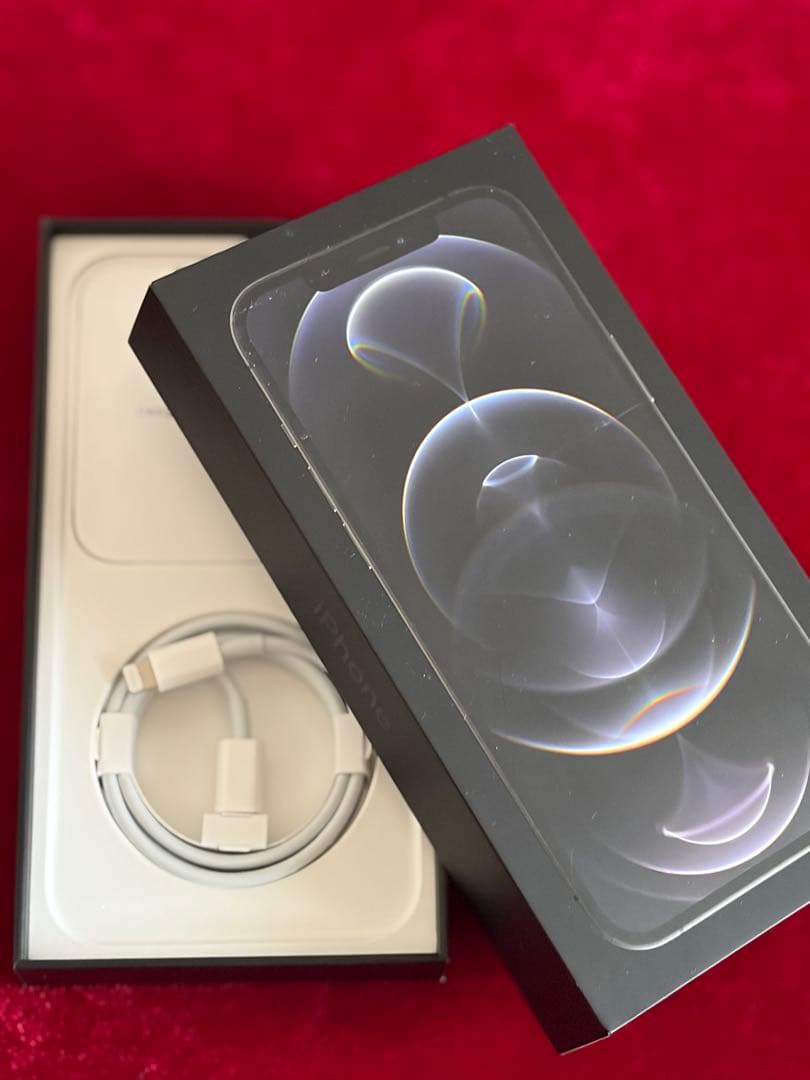 iPhone 12 Pro Max 256GB ブラック SIMフリー