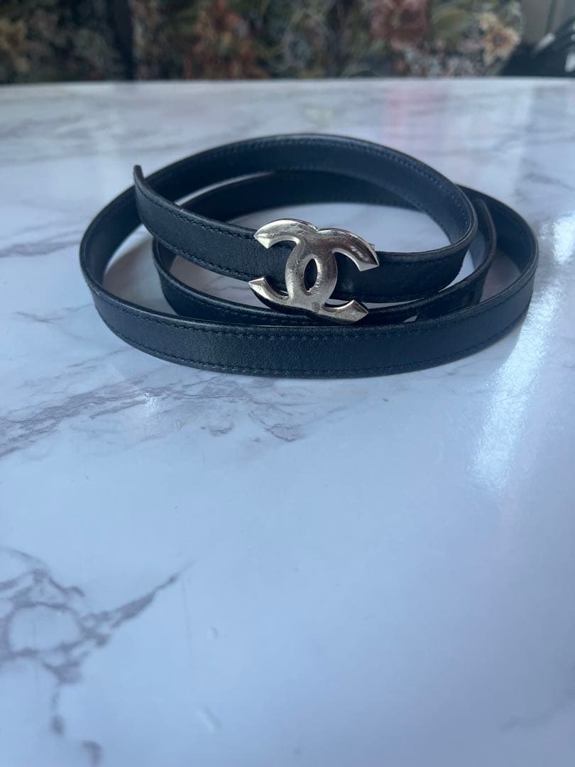 CHANEL ブラックレザーベルト 75