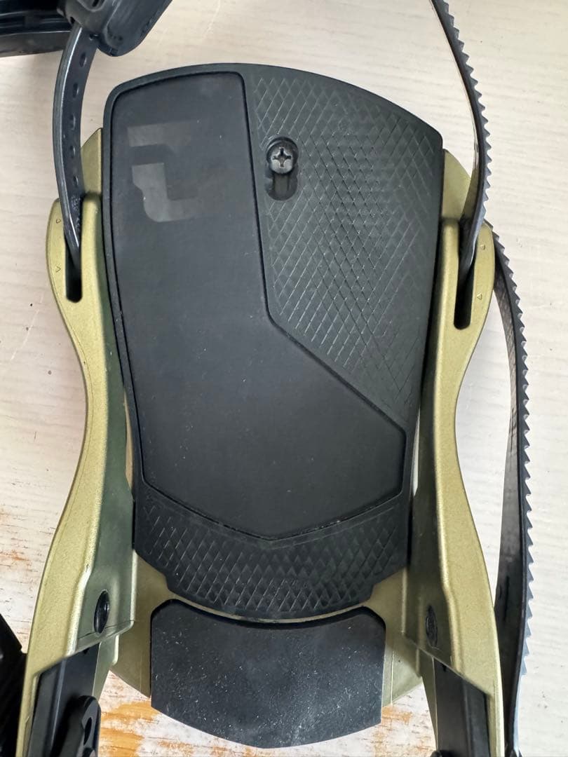 外人です UNION ATLAS 22-23 Mサイズ 左右色違い