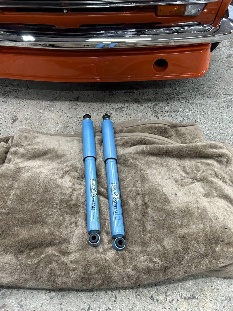 M*S様 510ブルーバード カヤバ　リアショックアブソーバー　早いもの勝ち！