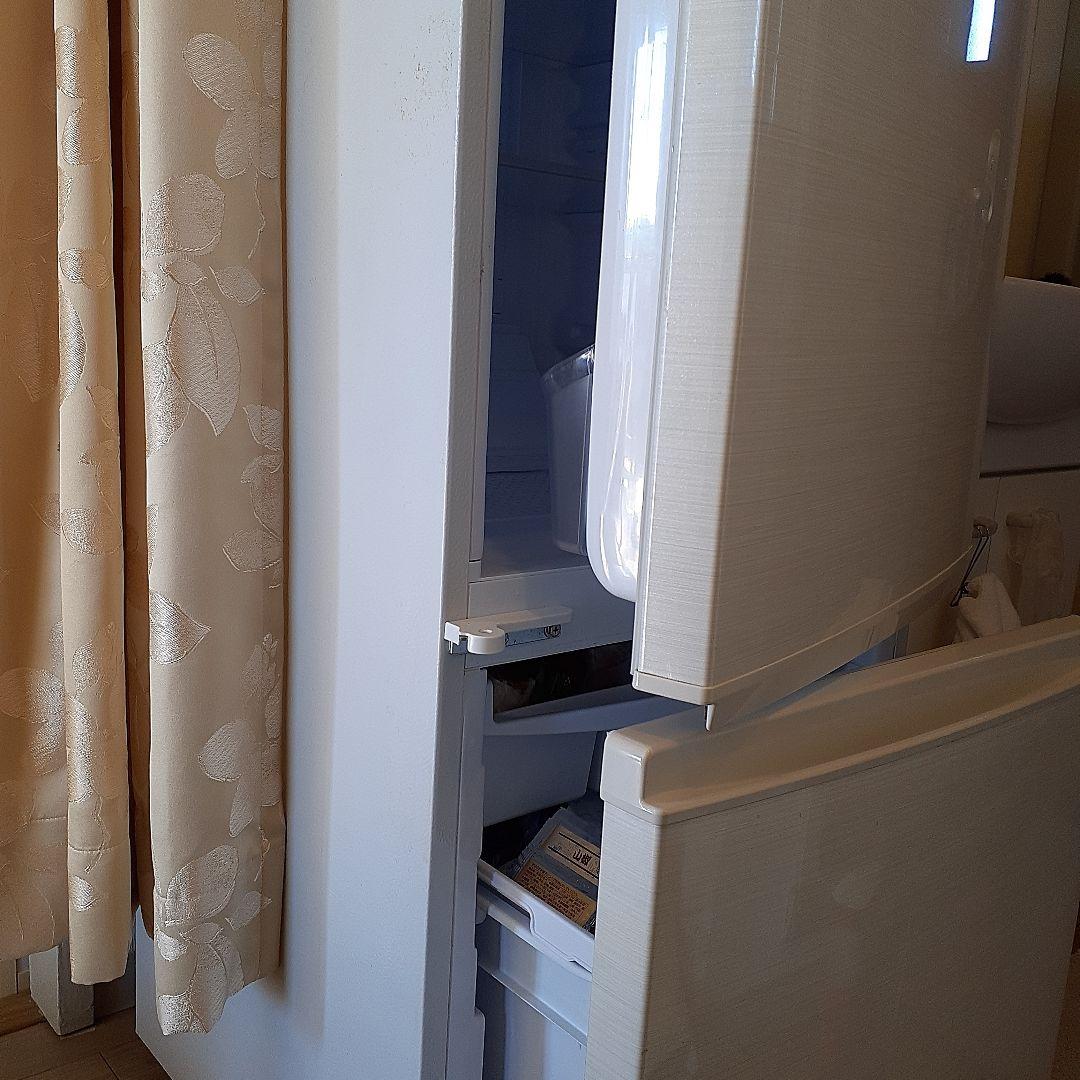 シャープ　ホワイト 2ドア冷蔵庫