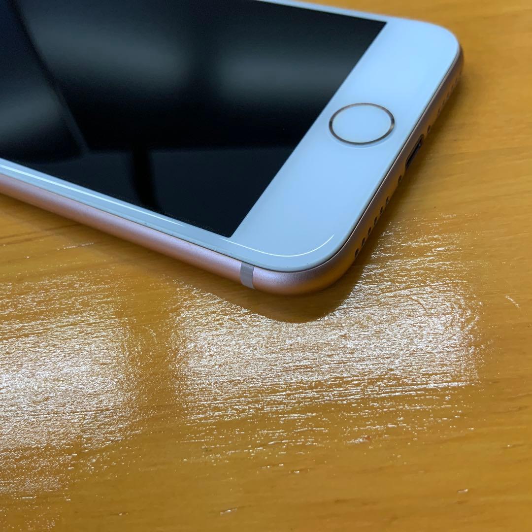 Apple iPhone 8 ゴールド 本体　アイフォン8