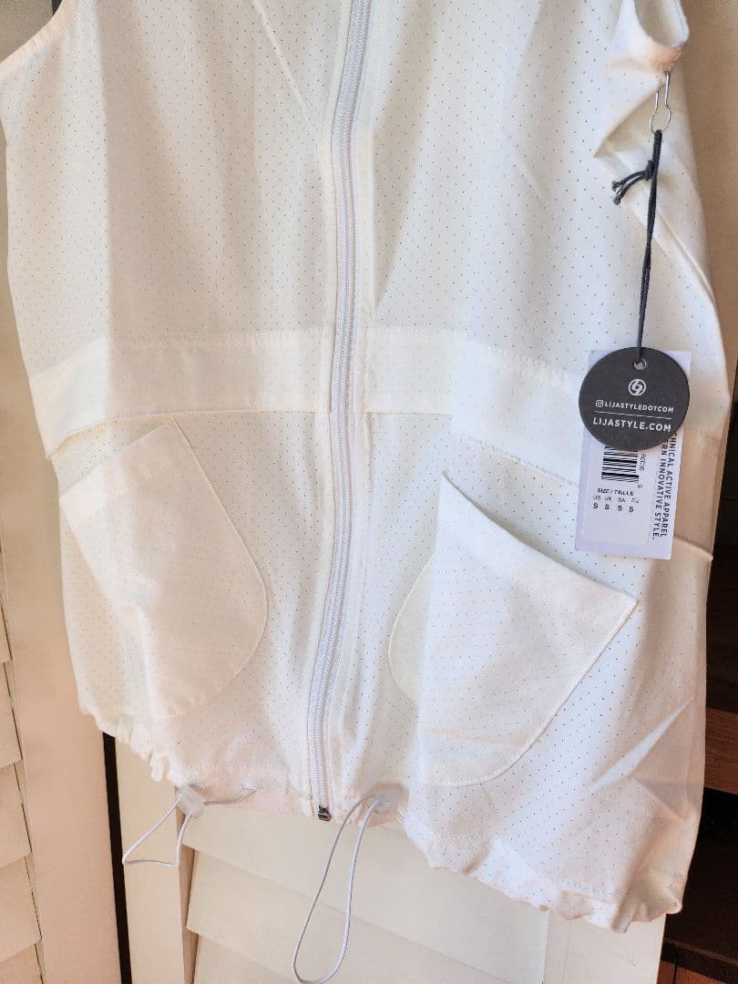 lija ベスト　FILA　アディダス　ステラ　ルルレモン　ゴルフ　テニス