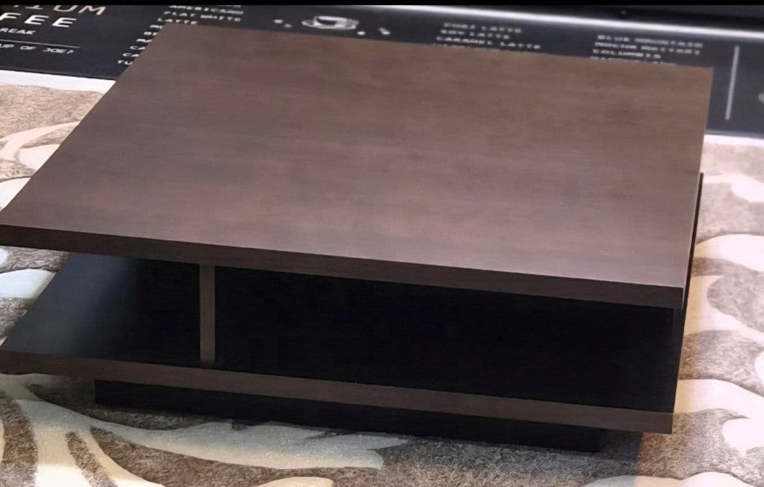 LOWYA（ロウヤ）ローテーブル　リビングテーブル　ウォルナット