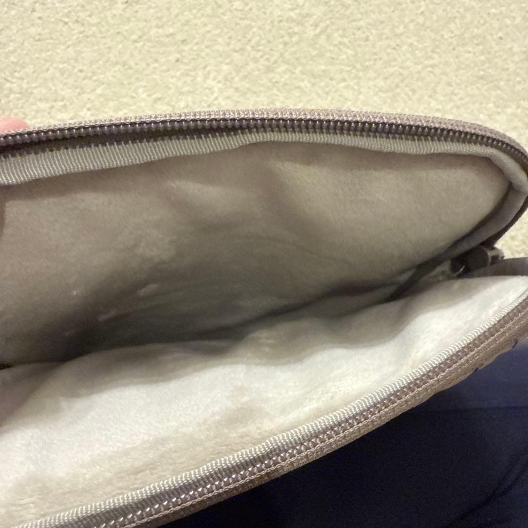 MARC BY MARC JACOBS キルティングケース