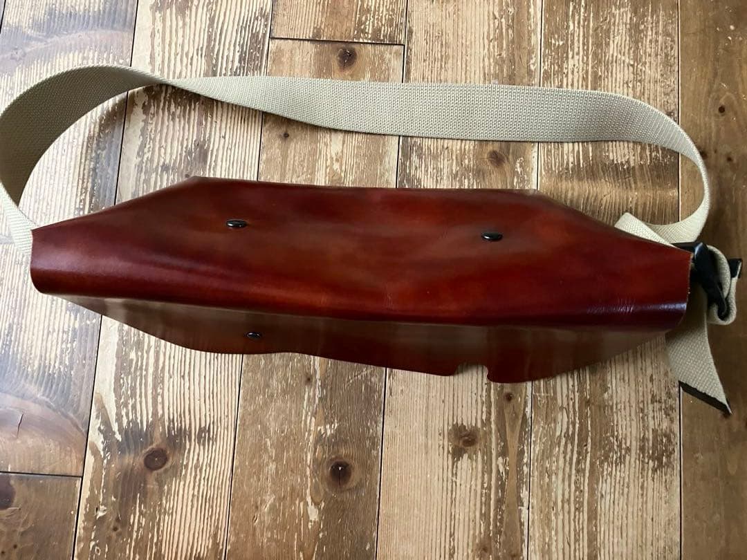 Uni&coユニ&コー メッセンジャーバッグ 茶色 キャメル 超美品