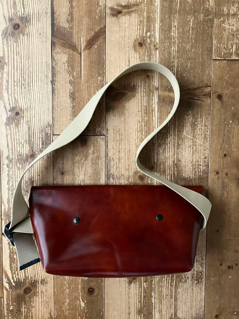 Uni&coユニ&コー メッセンジャーバッグ 茶色 キャメル 超美品