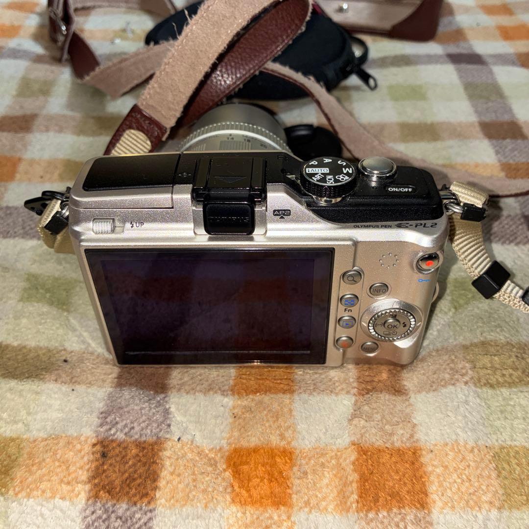【美品】OLYMPUS PEN E-PL2 ダブルズームキット