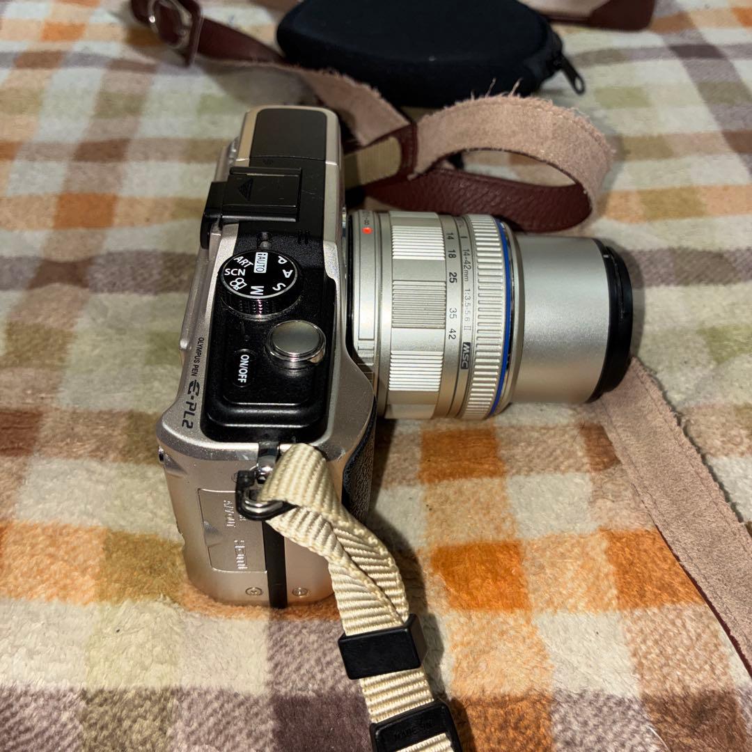 【美品】OLYMPUS PEN E-PL2 ダブルズームキット