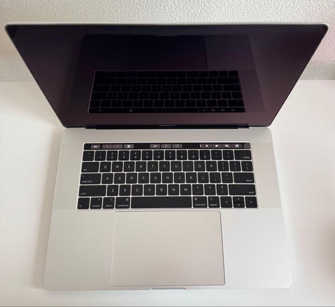 美品 Macbook Pro 2019 15インチ Ram 32gb