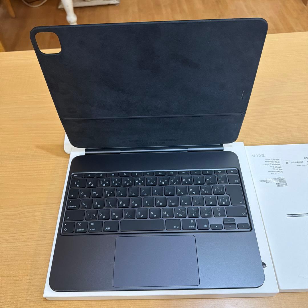 ipad pro 13 インチMagic Keyboard (M5) 日本語