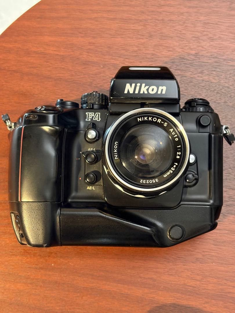 値下げ！Nikon F4s + NIKKOR 50mm/1.4 35mm/2.8