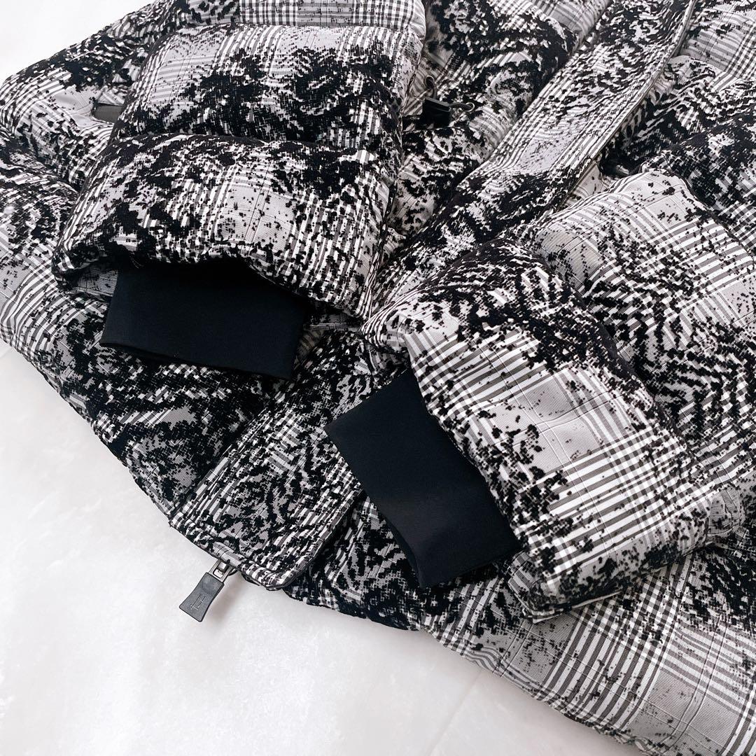 極美品✨近年 ヘルノ ラミナー ダウンブルゾン フロッキー加工 チェック柄 40