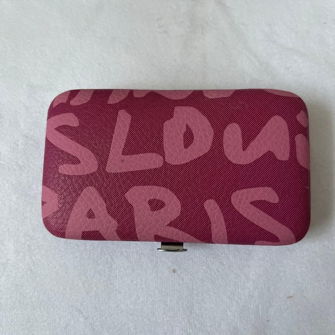 Louis Vuitton ルイヴィトン グラフィティ 爪切り ネイルケアセット