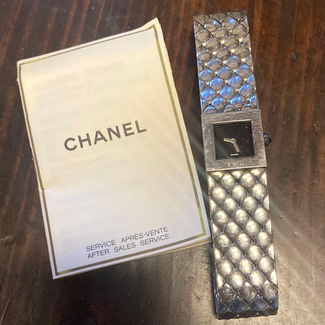 CHANEL シャネル　時計　クォーツ　マトラッセ　ステン　シルバー　レディース