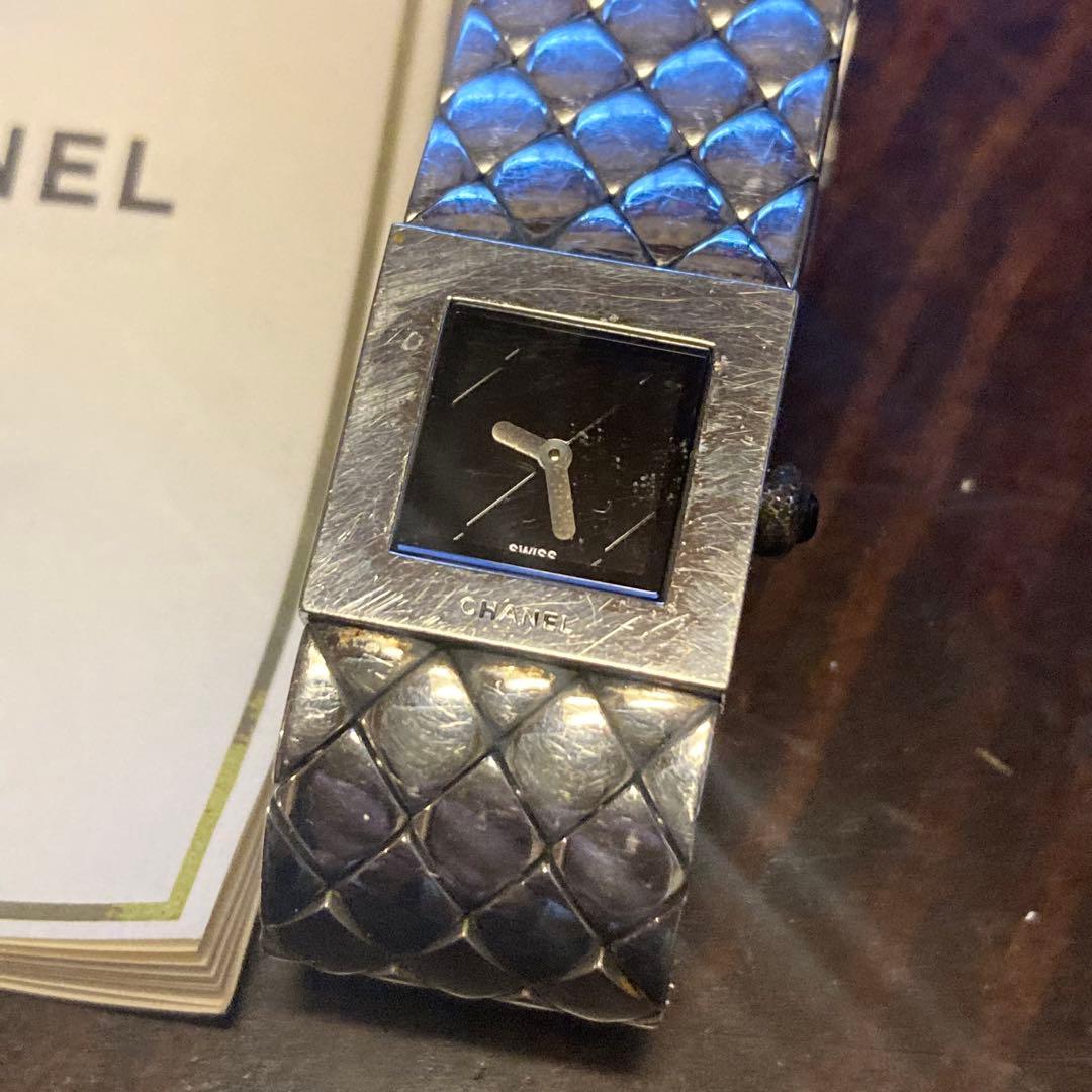 CHANEL シャネル　時計　クォーツ　マトラッセ　ステン　シルバー　レディース