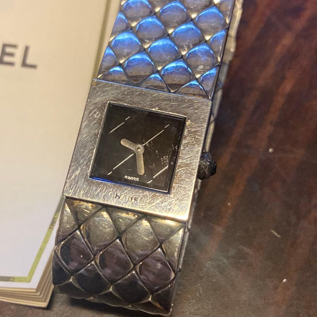CHANEL シャネル　時計　クォーツ　マトラッセ　ステン　シルバー　レディース