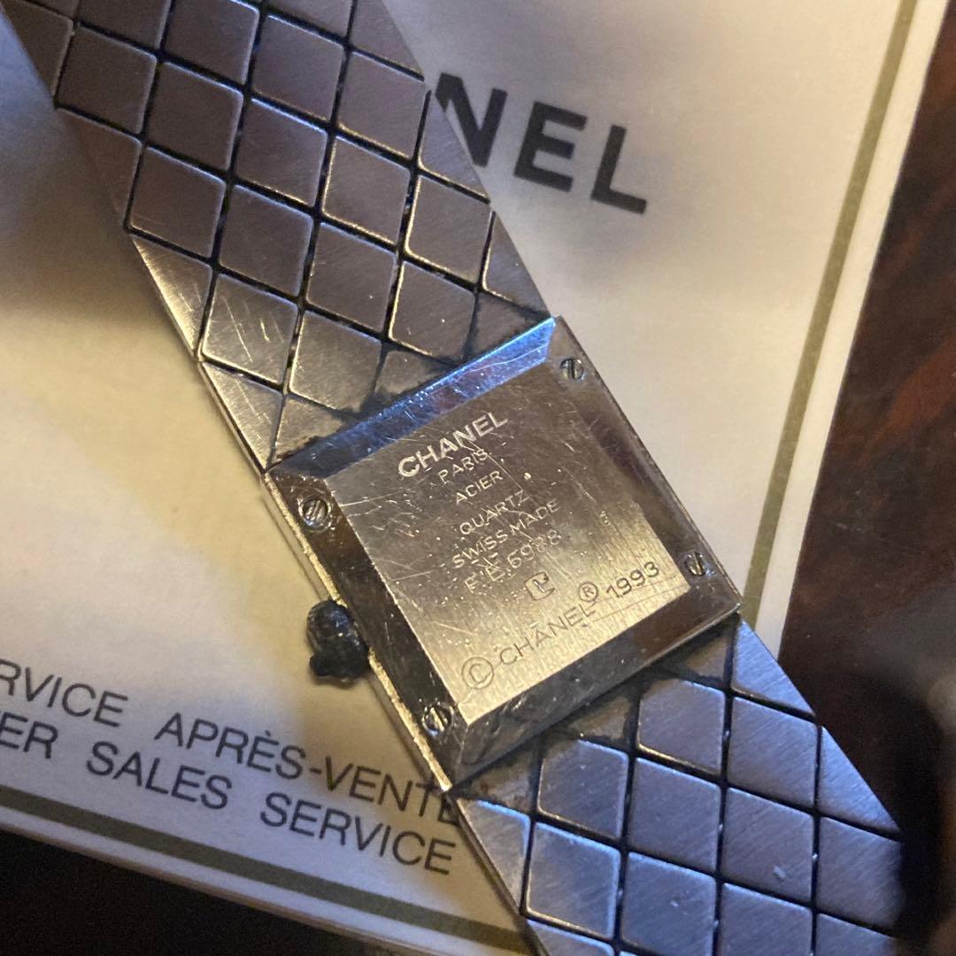 CHANEL シャネル　時計　クォーツ　マトラッセ　ステン　シルバー　レディース