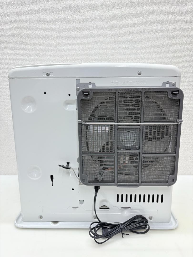 ダイニチ2013年製石油ファンヒーター（FW-579LX）