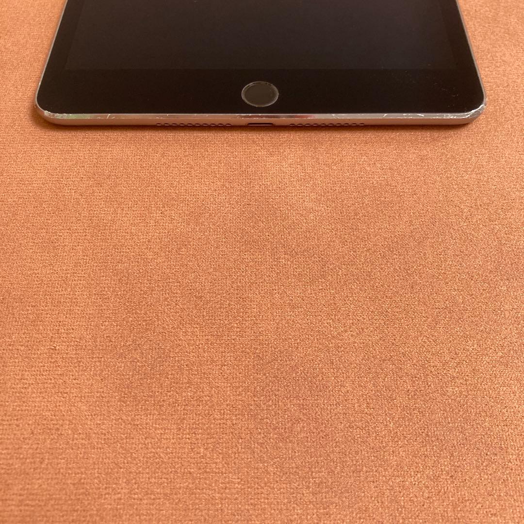 785【早い者勝ち】iPad mini4 第4世代 128GB SIMフリー☆