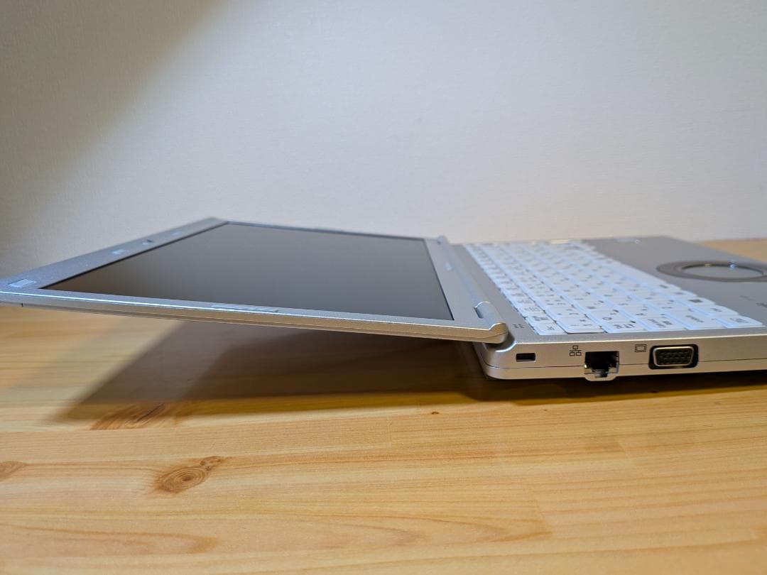 レッツノートSZ6 第7世代Corei5/8G/256GB バッテリー良好