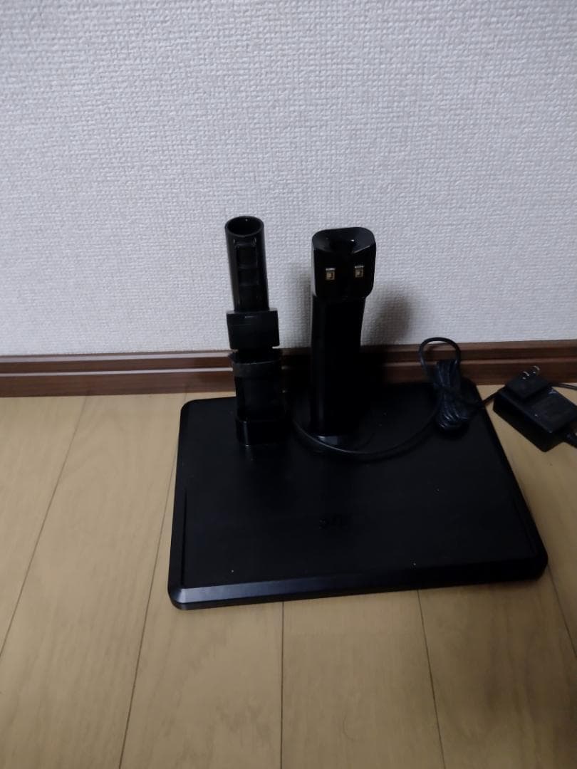 シャーク★コードレスクリーナー★CS120J★バッテリー新品と大差なし★1