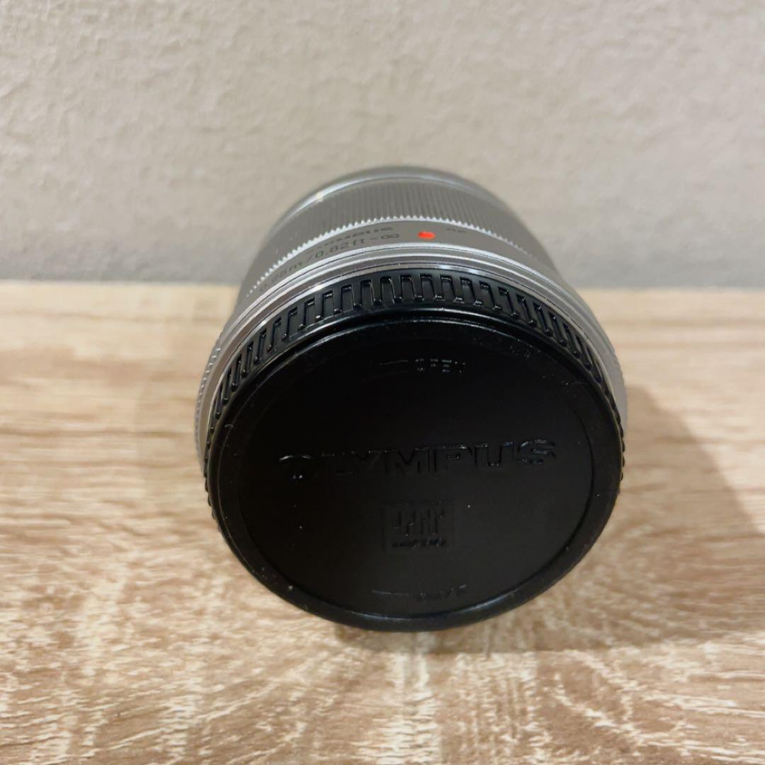 単焦点レンズ　OLYMPUS 25mm F1.8