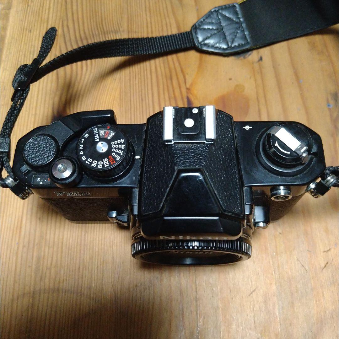 ニコンＦ２ レンズ35−200mmｆ/3・5−4・5 スピードライト