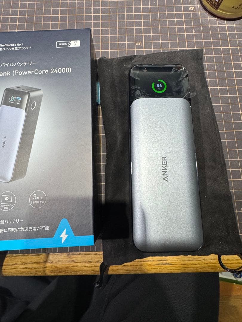 スマホアクセサリー Anker 737 Power Bank (Power Core 24000)