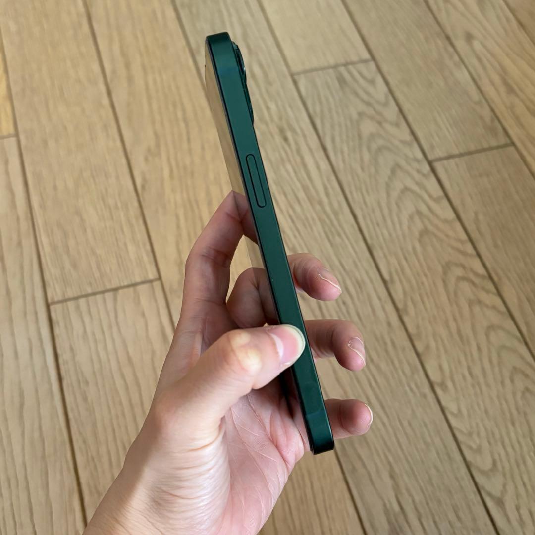 iPhone13 本体 ミッドナイトグリーン