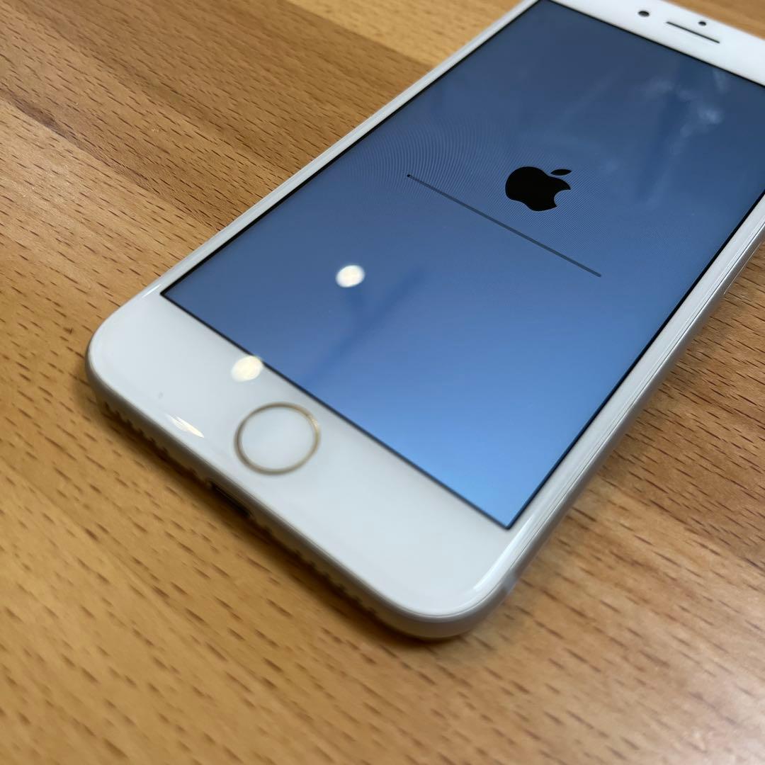 iPhone 7（シルバー／32GB）　美品