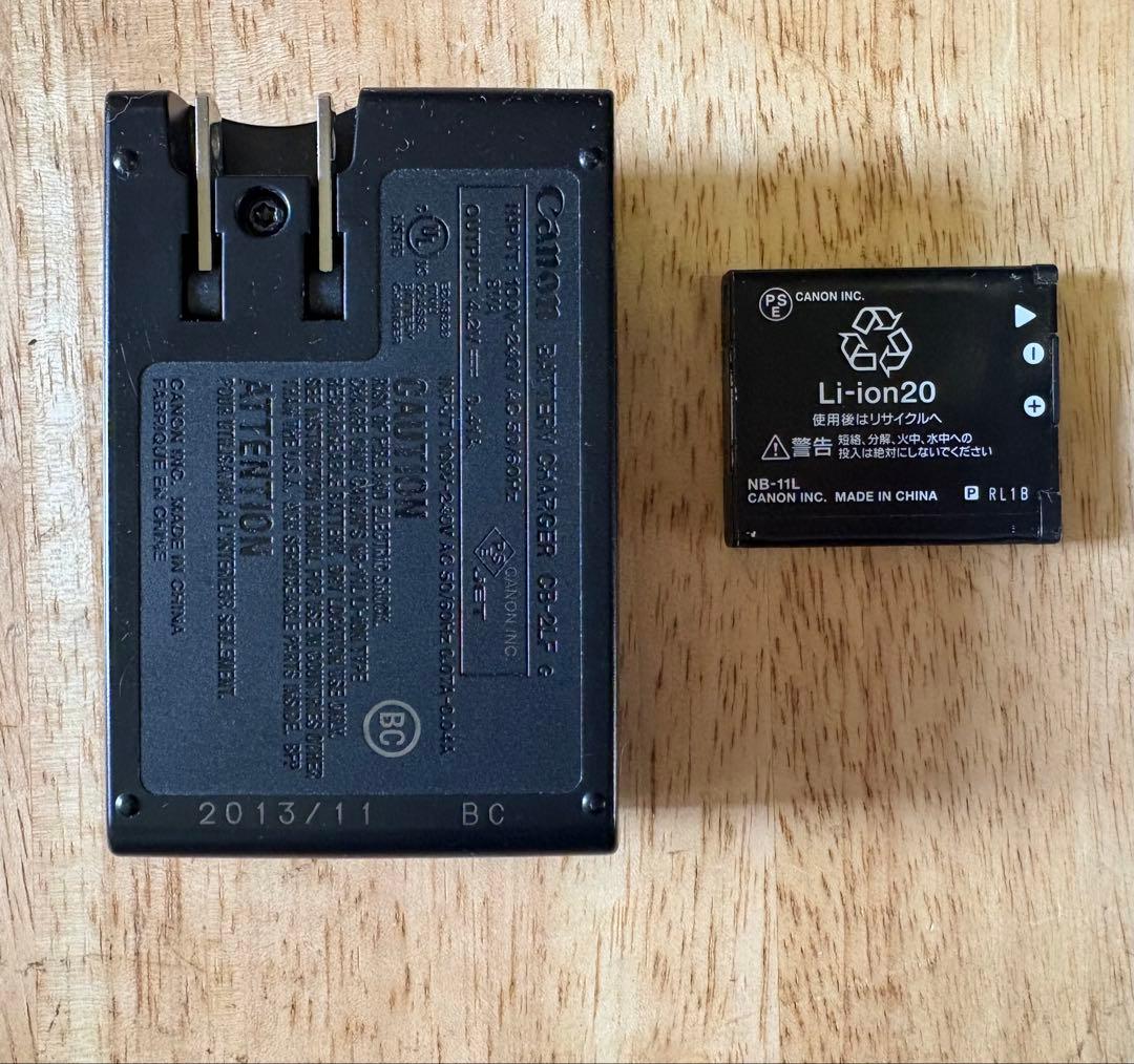 Canon IXY 100F ピンク 本体と付属品