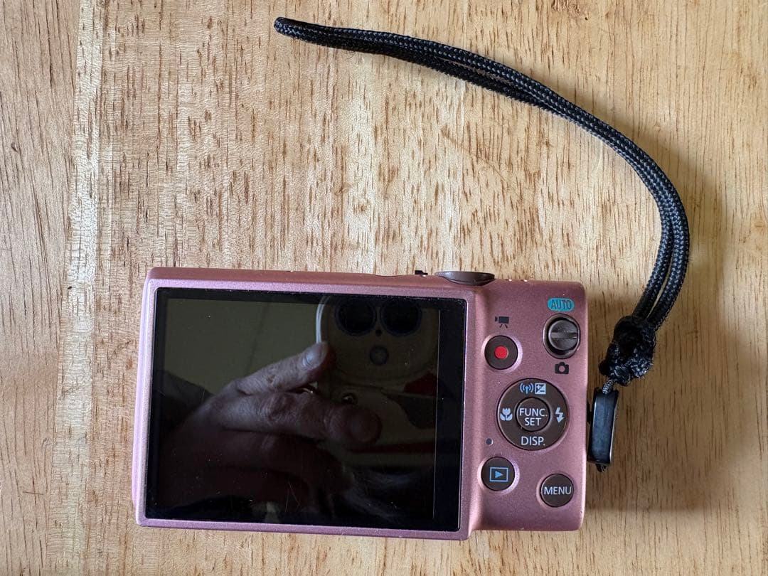 Canon IXY 100F ピンク 本体と付属品