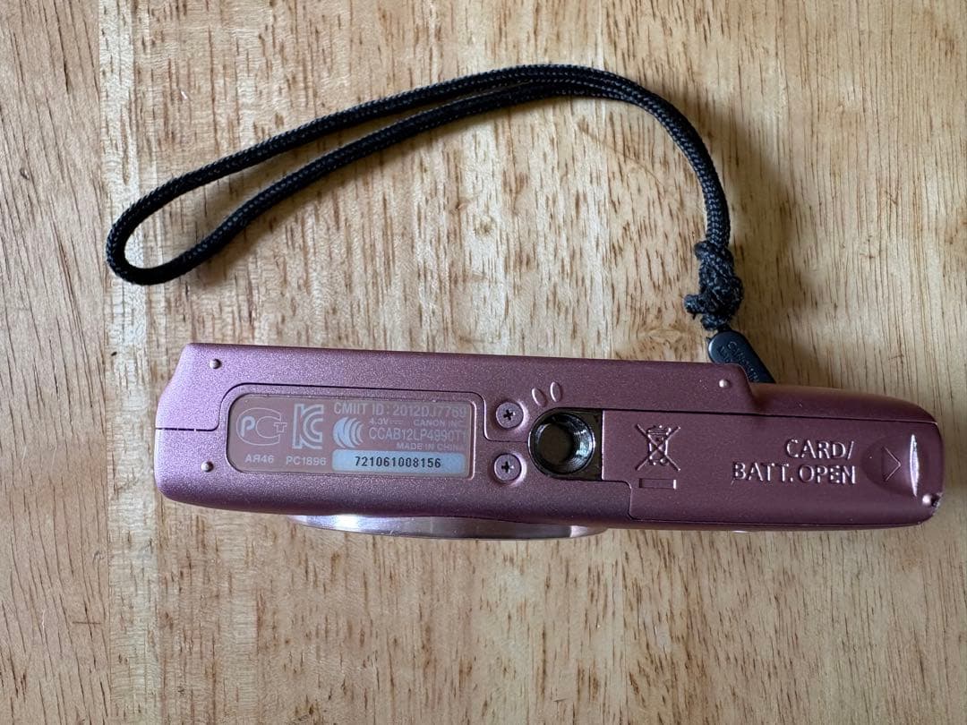 Canon IXY 100F ピンク 本体と付属品