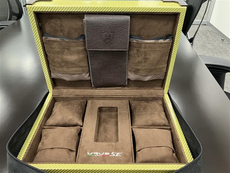 ペ*ノ様 非売品　新品未使用　最新ランボルギーニ　Uruse SE　WELCOM