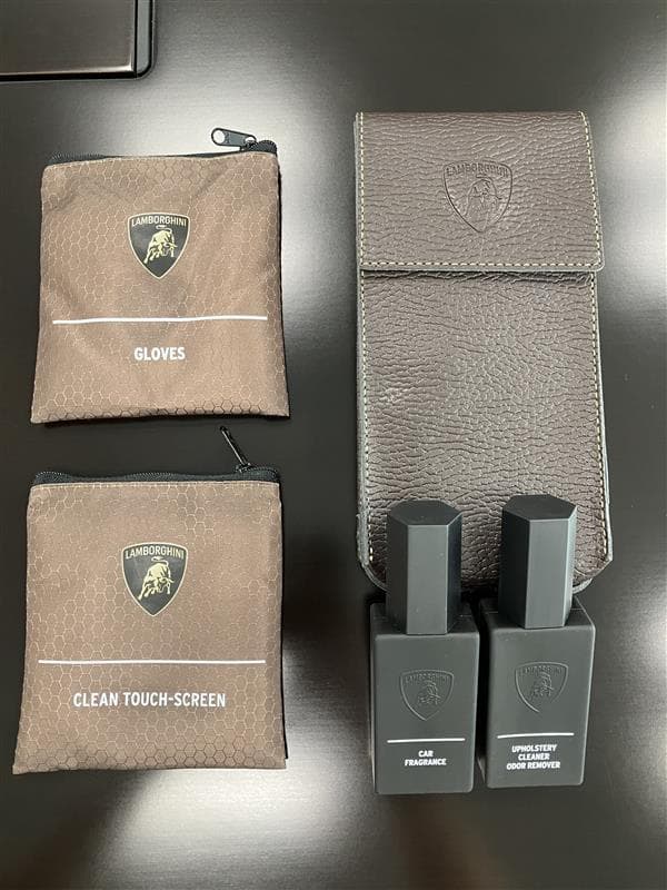 ペ*ノ様 非売品　新品未使用　最新ランボルギーニ　Uruse SE　WELCOM