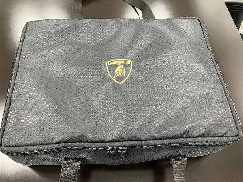 ペ*ノ様 非売品　新品未使用　最新ランボルギーニ　Uruse SE　WELCOM