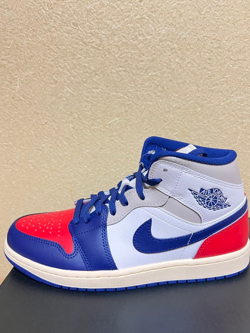 [ナイキ] エア ジョーダン 1 ミッド AIR JORDAN 1 MID