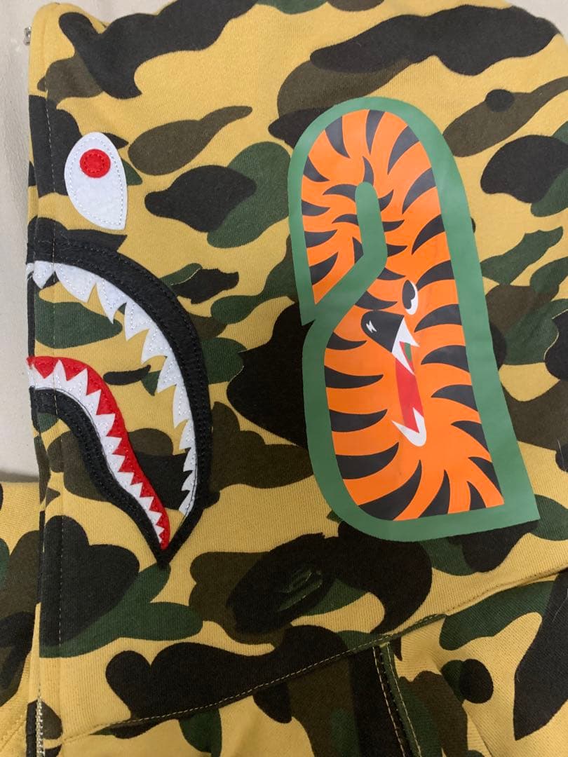 中村さん専用　 A BATHING APEカモフラージュ パーカーシャーク