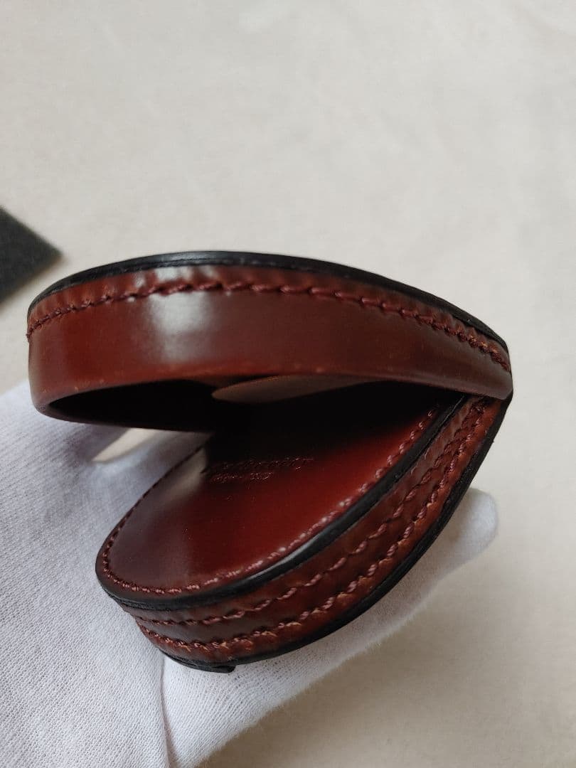 Flathorityシェルコードバン　ホーウィンシェルコードバン馬蹄型小銭入れ