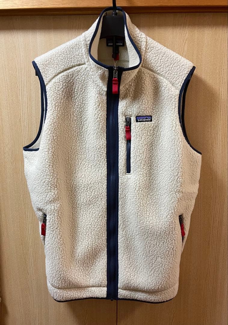 【新品】 パタゴニア メンズ レトロ パイル ベストXLサイズ