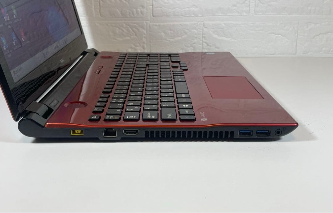 【限定1台】NEC LAVIE ☆レッド☆新品SSD☆すぐ使える☆ブルーレイOK