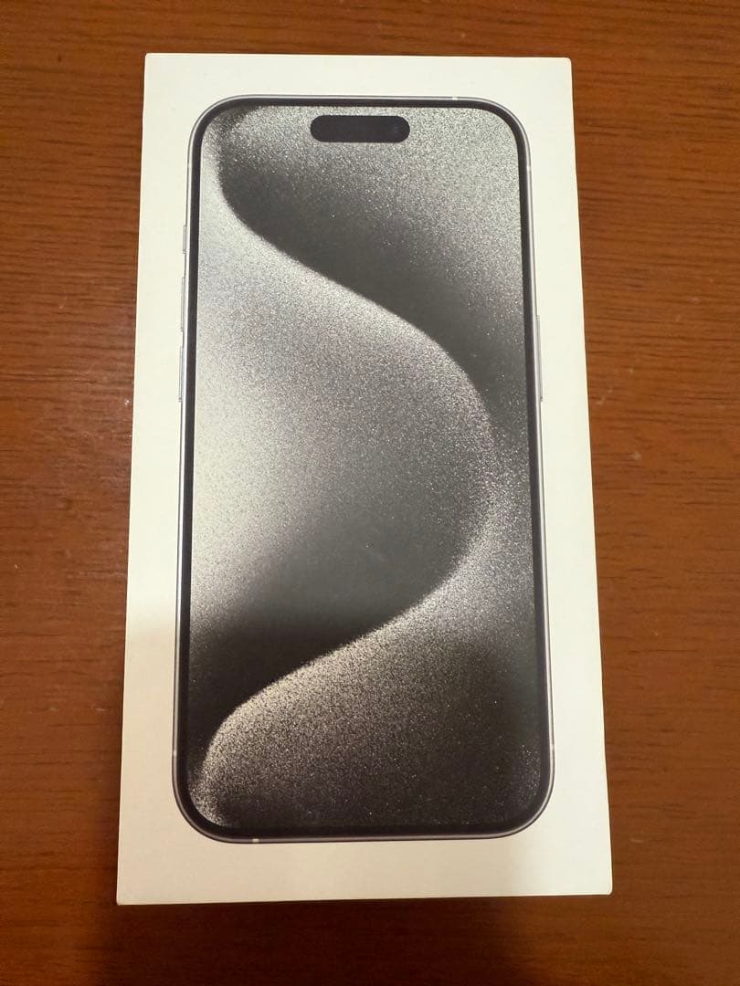 Apple iPhone15 Pro 256GB ホワイトチタニウム