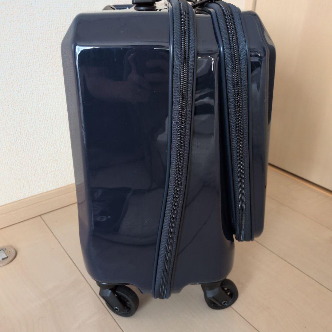 【美品】 エース スーツケース 機内持ち込み可 25L ネイビー スクエア型