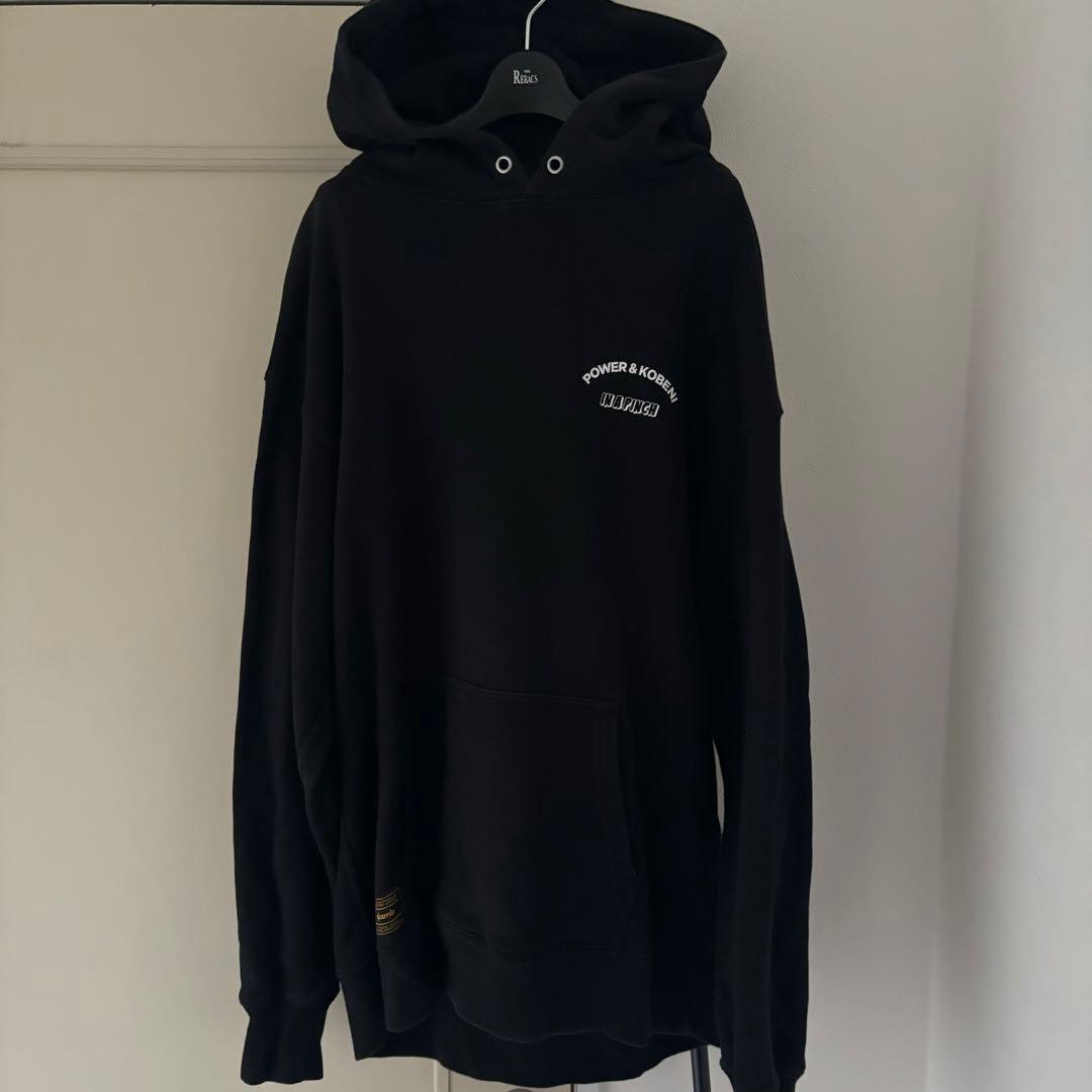 glamb (グラム)×チェンソーマン　パワー×コベニ パーカー 黒