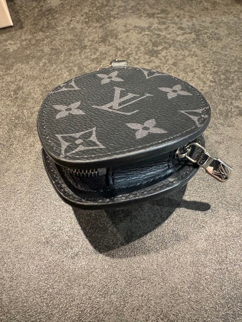 バックチャーム.LVエイリアン　ケース