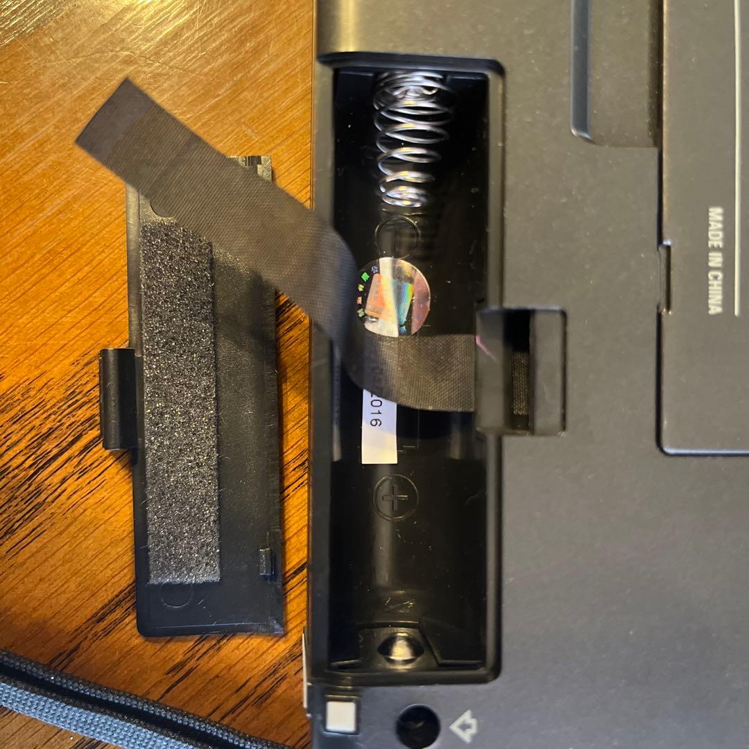 TECSUN高感度短波ラジオPL-880