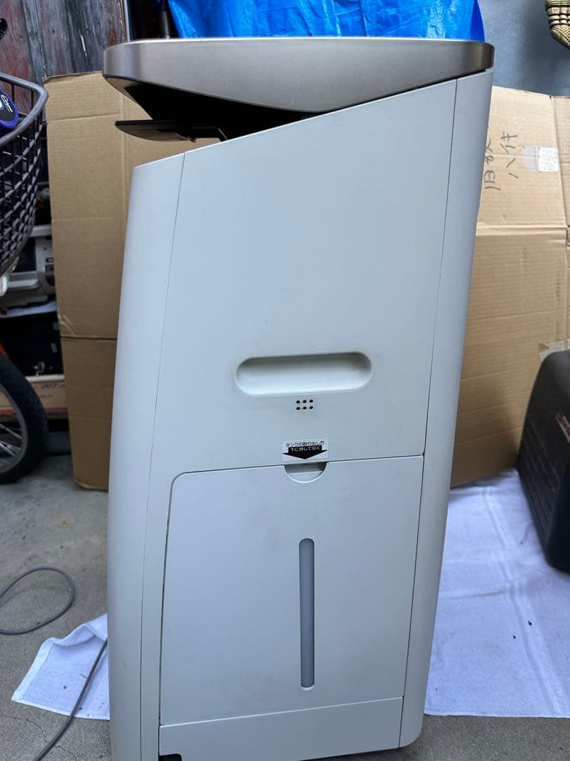 2018年製　SHARP 加湿空気清浄機 KI-HP100-W